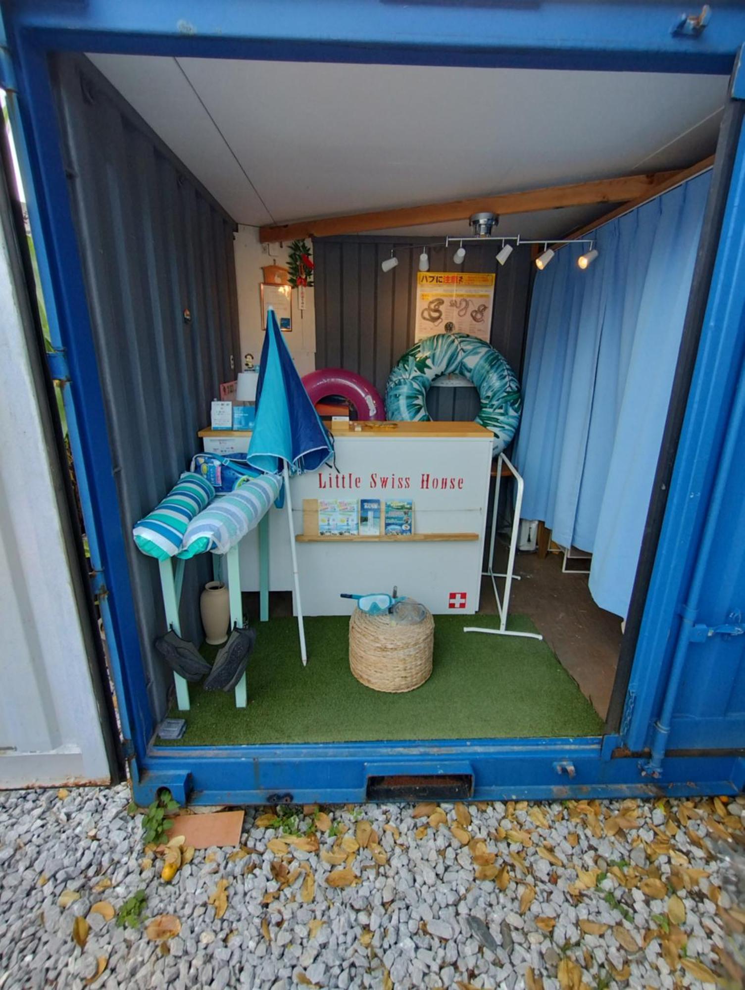 Hotel Little Swiss House Motobu Exterior foto